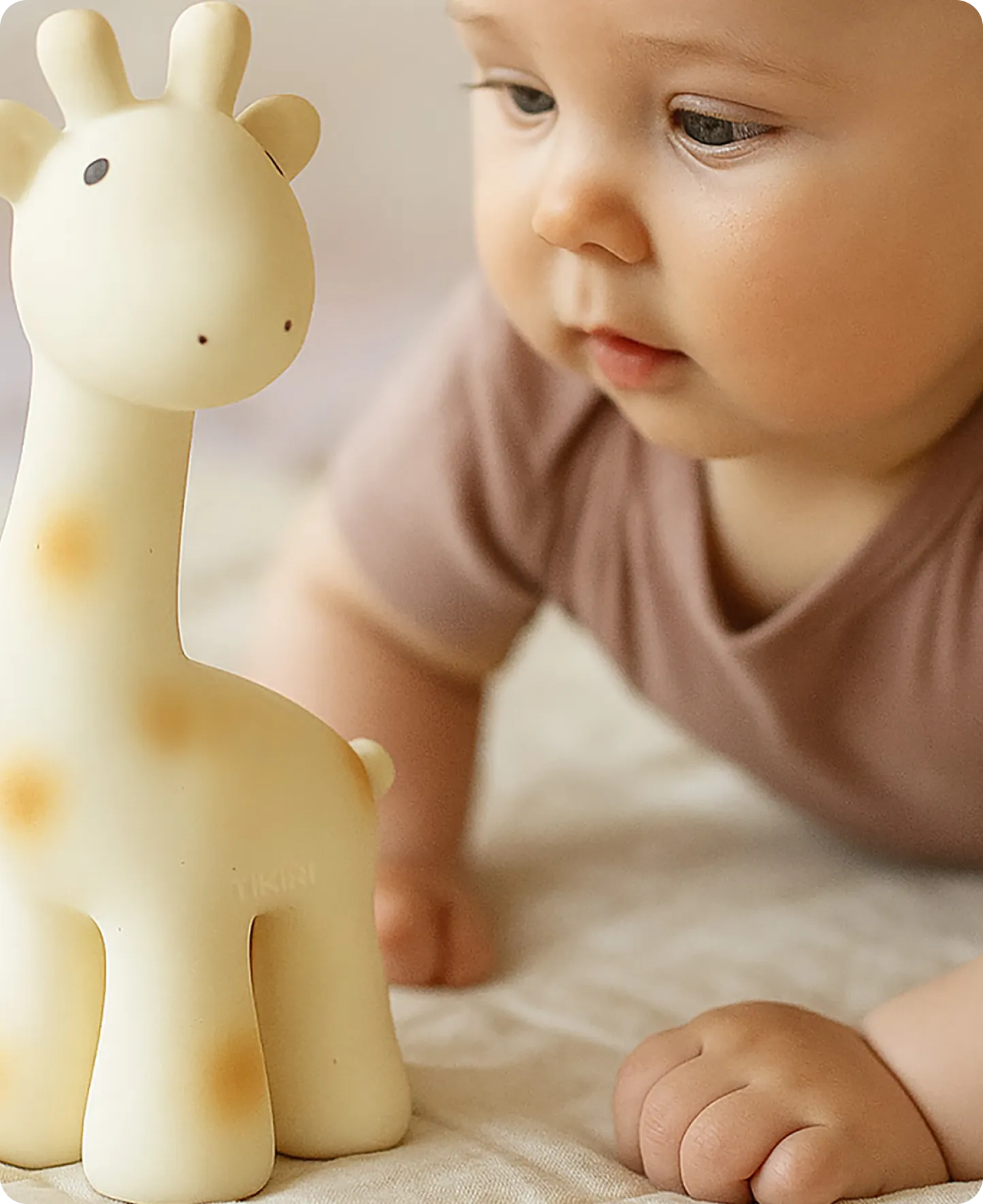 Giraffe Organic Natural Rubber Rattle, Teether & Bath Toy - Tikiri Toys Sri Lanka