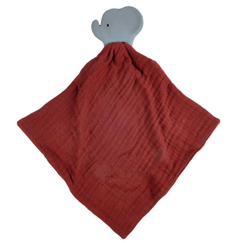Elephant Barn Red Organic Muslin Comforter with Organic Natural Rubber Teether - Tikiri Toys Sri Lanka